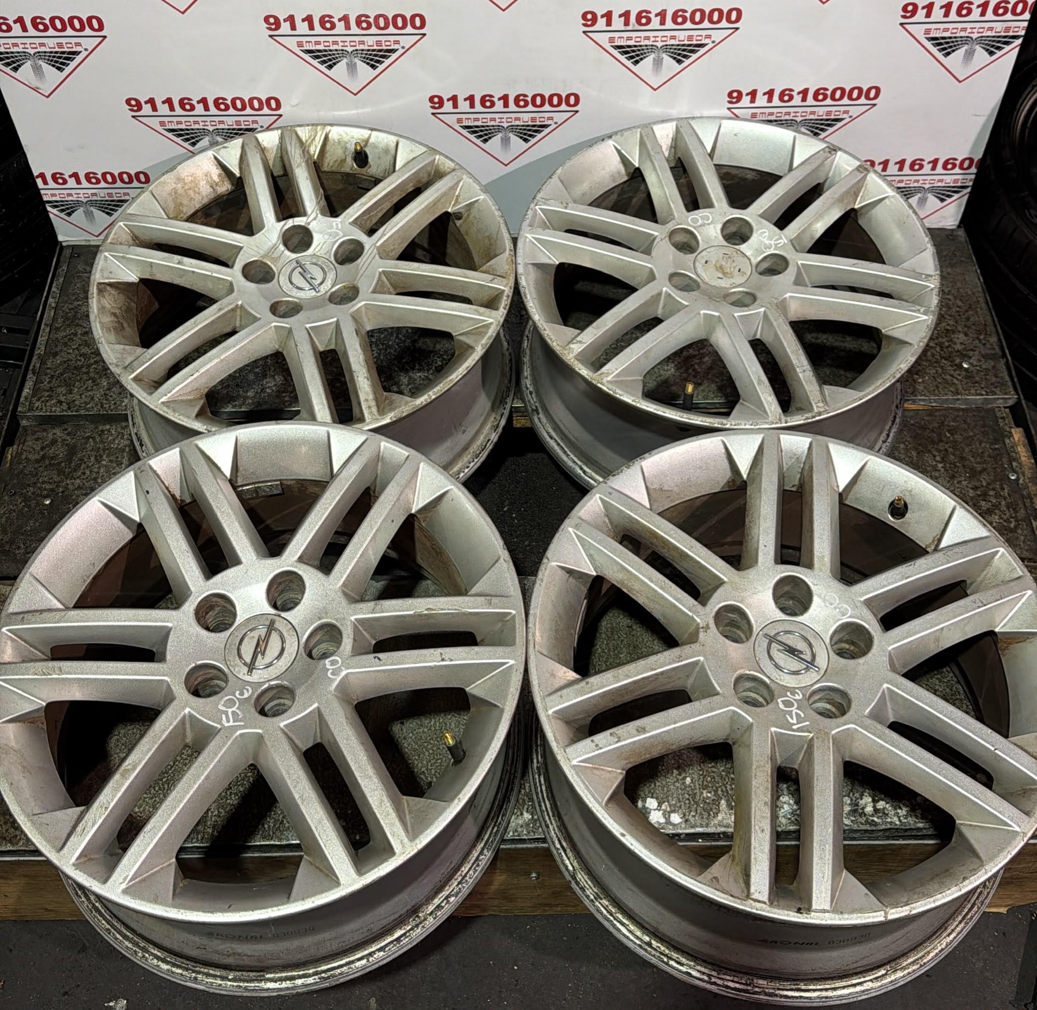 OPEL RADIO 17 DE 5 TORNILLOS